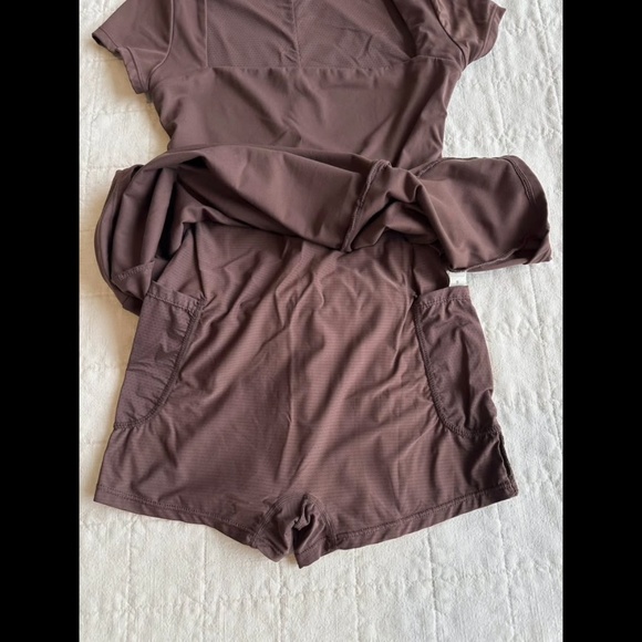 QINSEN Womens Square Neck Tennis Dress Short Sleeve Built in Shorts with Pockets - Picture 5 of 6